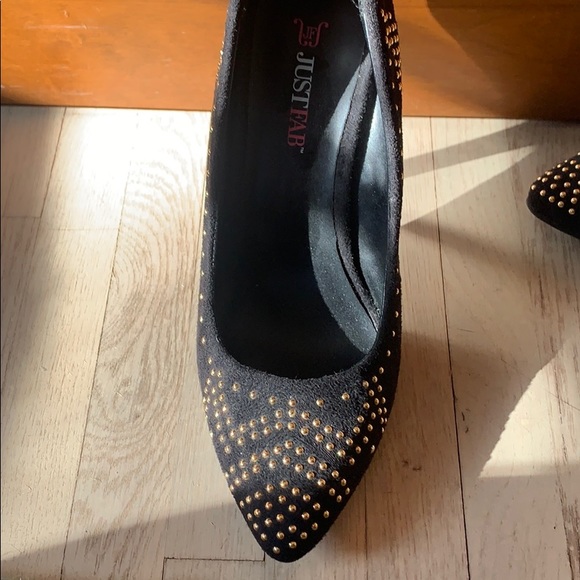 Black Studded Pumps - Picture 3 of 4